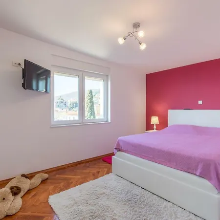 Newly Renovated, Large, Stunning Sea View, Minutes From Center And Sea